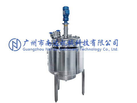 100L電加熱密封調配罐 100L電加熱密封調配罐